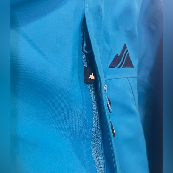 STRAFE Ski Jacket - Picture 2 of 9